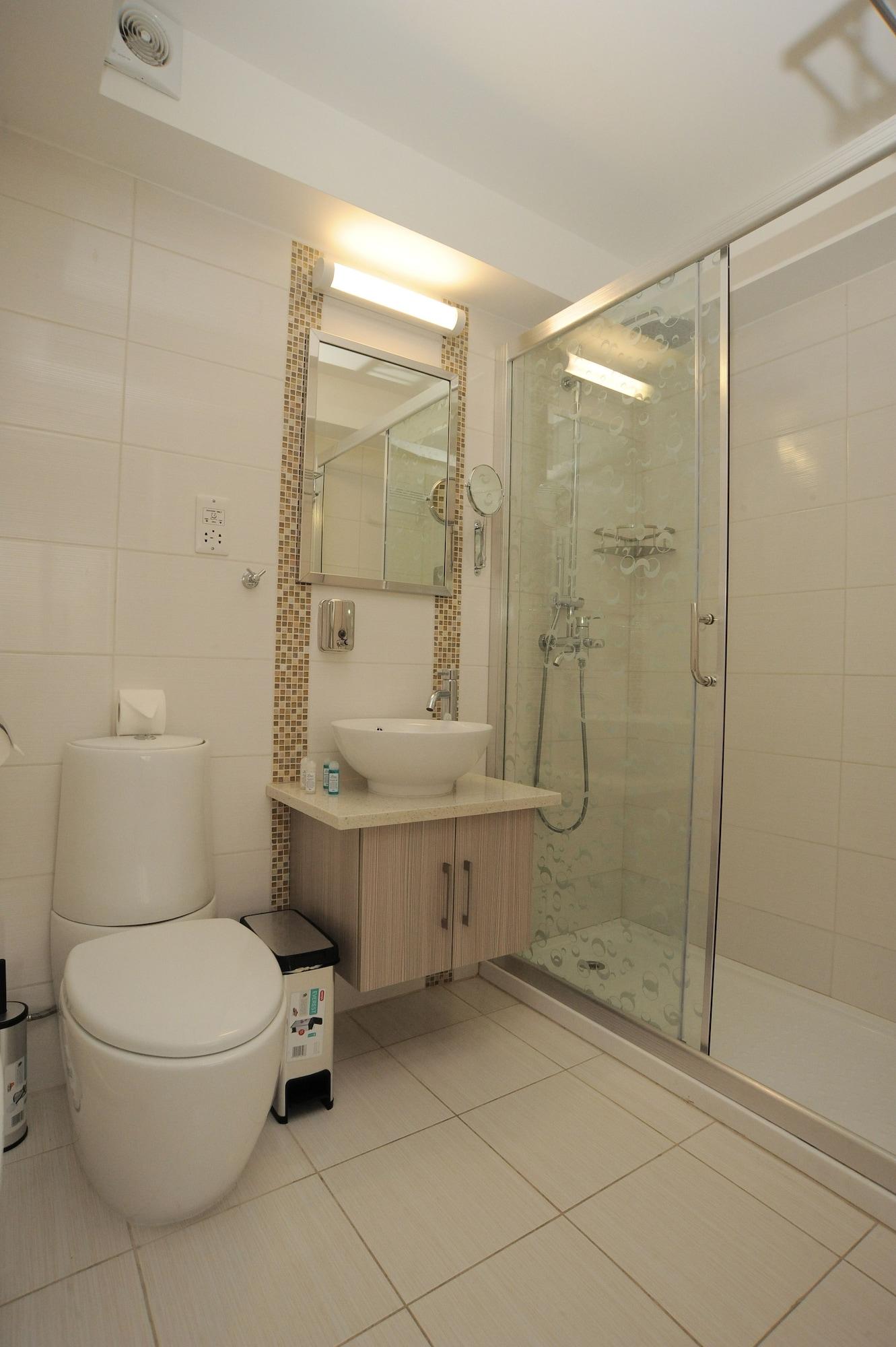 Frixos Suites Hotel Apartments Larnaca Exteriör bild
