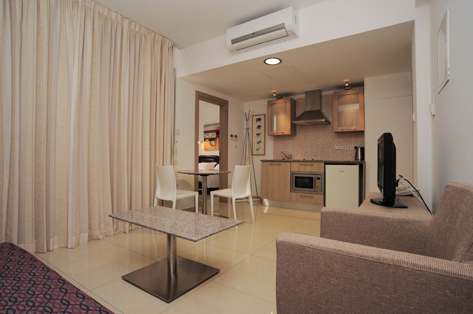 Frixos Suites Hotel Apartments Larnaca Exteriör bild