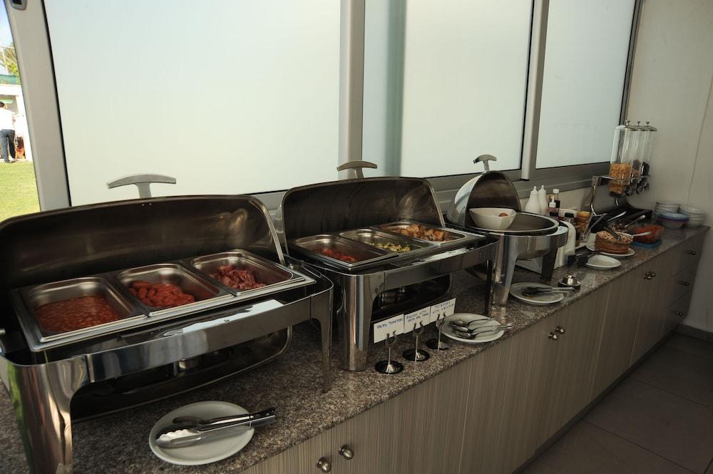 Frixos Suites Hotel Apartments Larnaca Exteriör bild