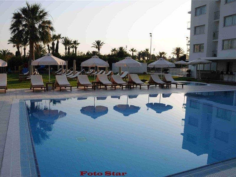 Frixos Suites Hotel Apartments Larnaca Exteriör bild
